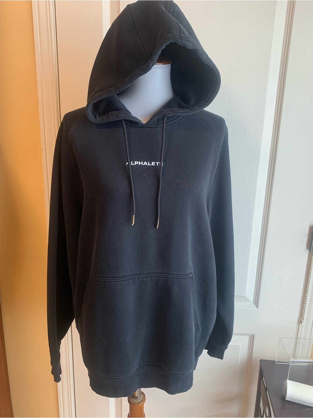 👙18$Alphalete Black Pullover Hoodie